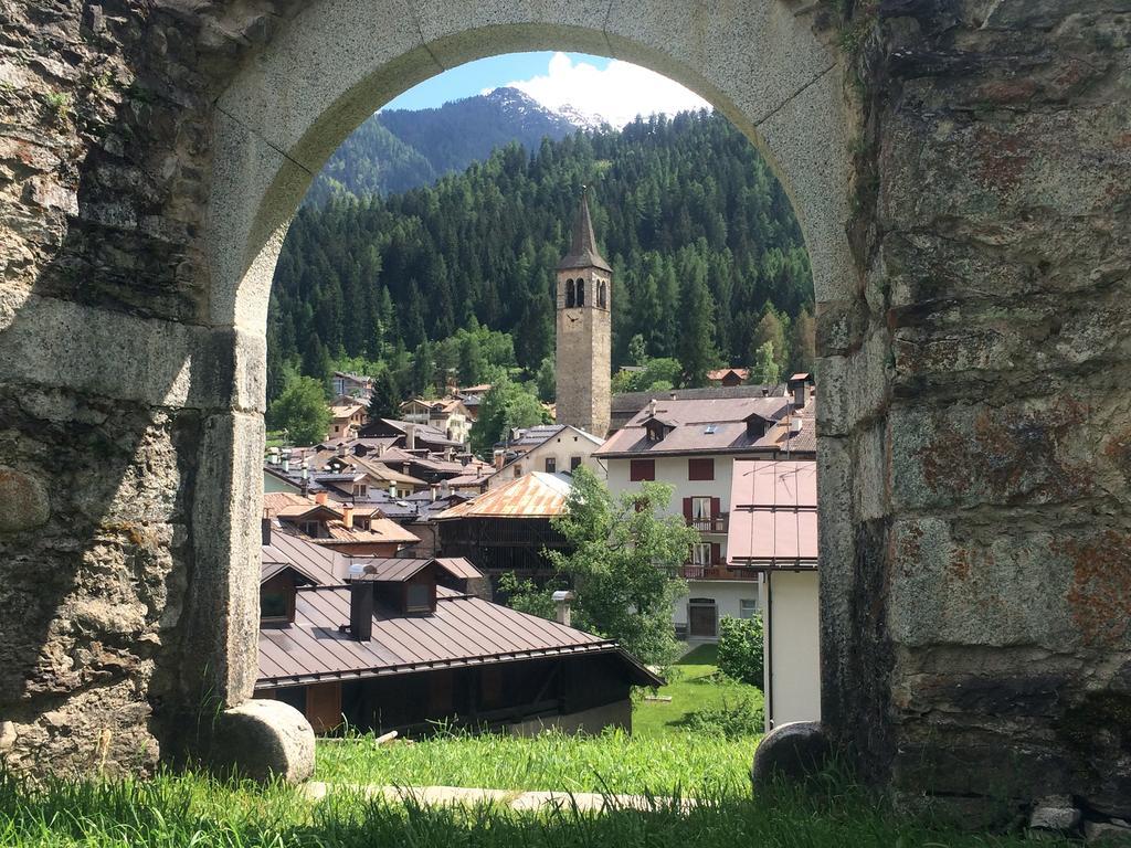 Affittacamere Lago Rotondo Mezzana  Exterior photo